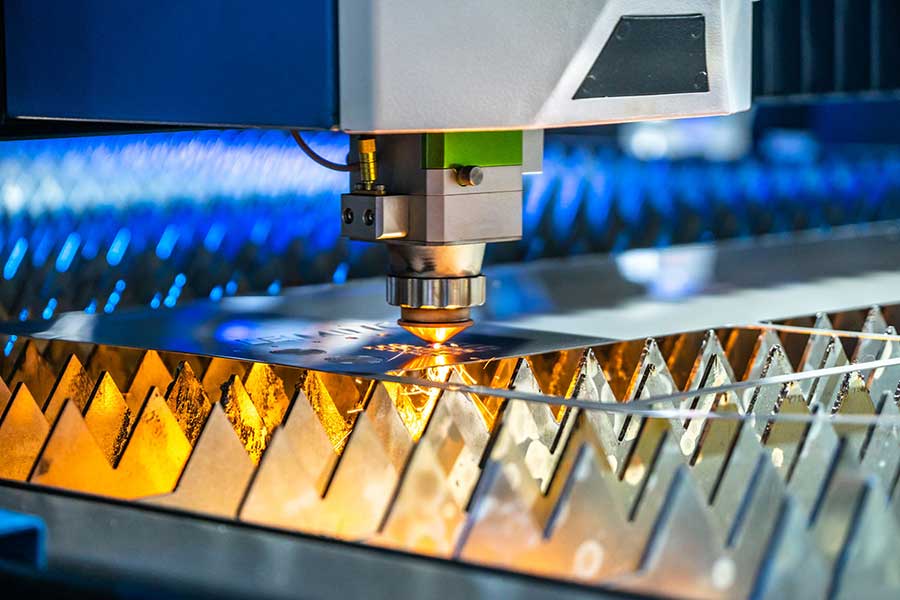 Advantages of laser cutting technology in industrial applications