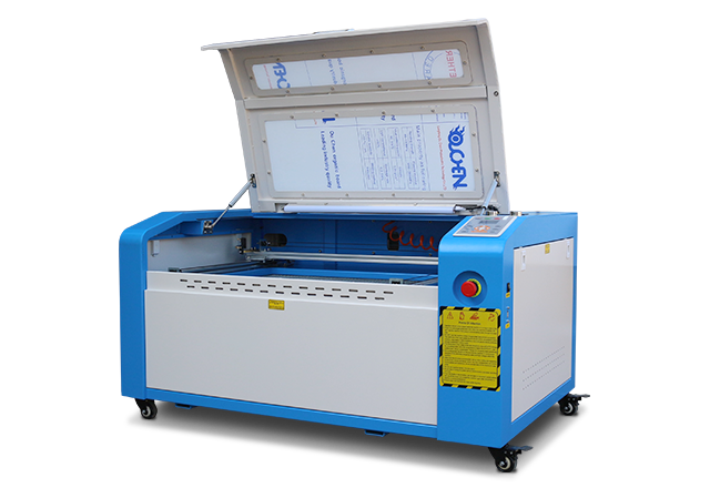 CO2 laser cutting machine